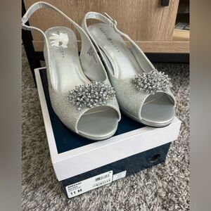 Karen Scott Breena Slingback Peep Toe Classic Pumps